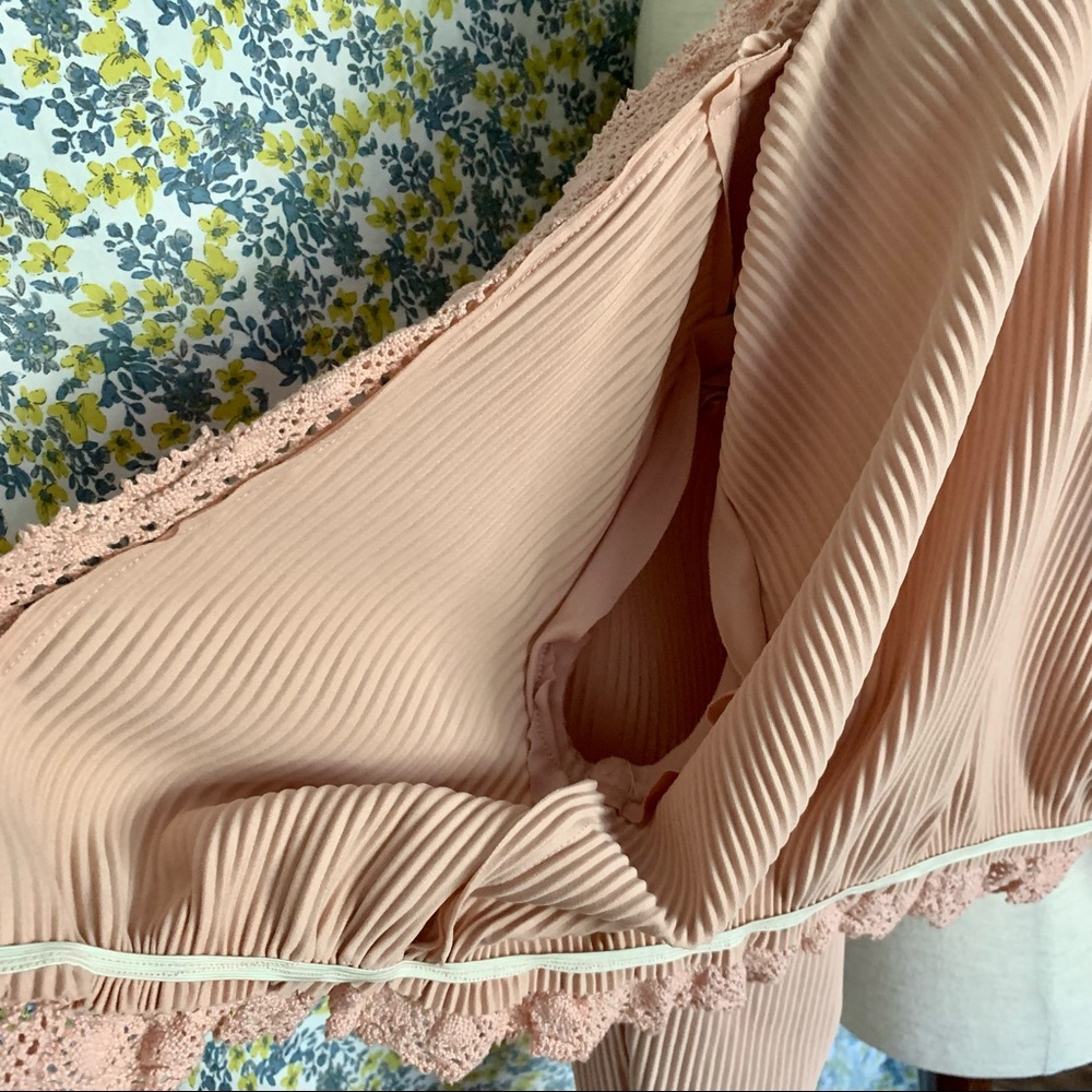 SOLD⚡️Vintage Accordion Pleated Cardigan⚡️ - Picture 6 of 10